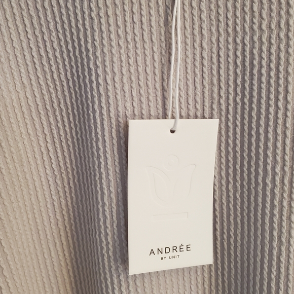 Andree Oversized Waffle Knit Top - Taupe Beige - Picture 3 of 6